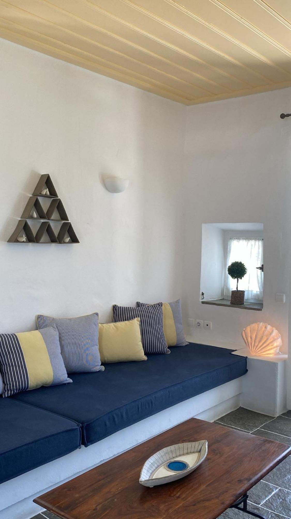Апарт-отель Niriedes Platis Gialos (Sifnos)