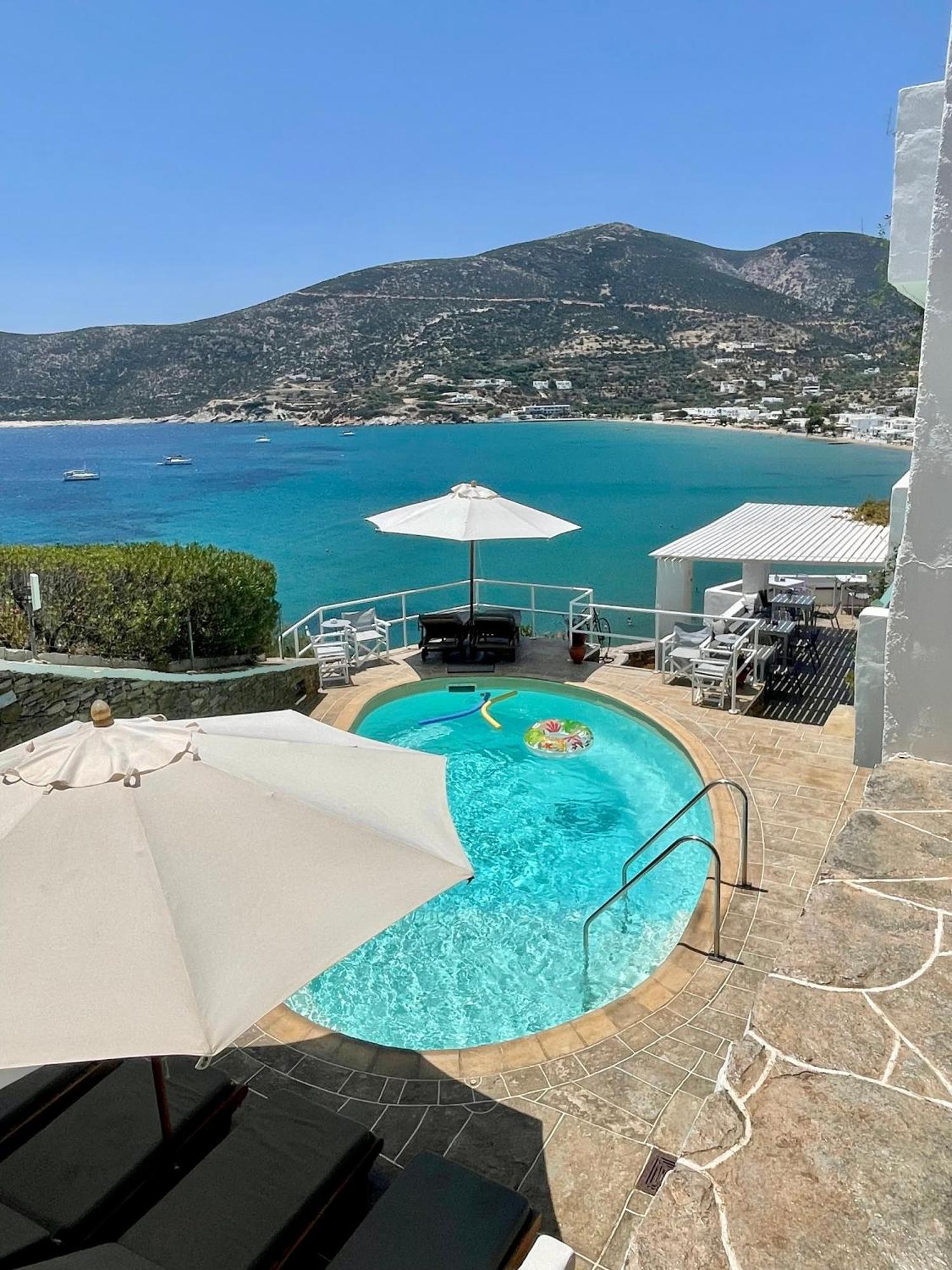 Ξενοδοχείο με διαμερίσματα νηρηίδες Platis Gialos (Sifnos)